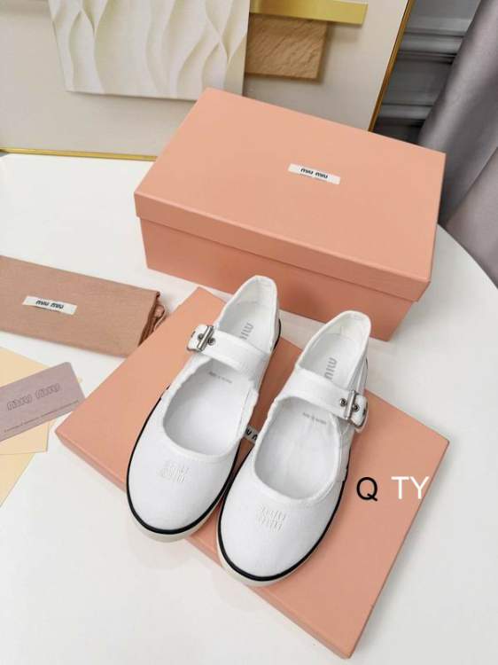 Picture of Miumiu Shoes _SKUMiuMiusz35-40TY050118118